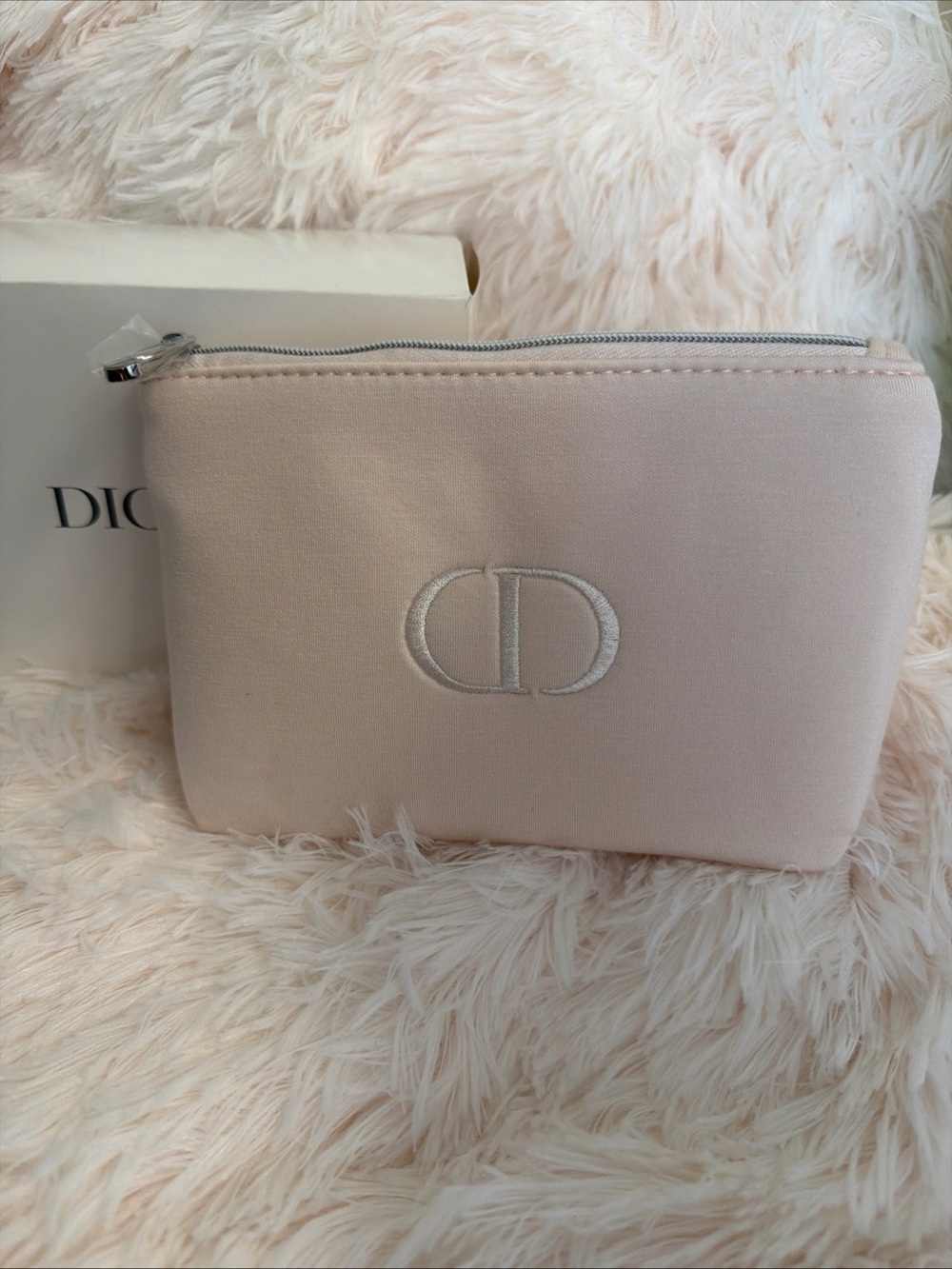 Dior Blush Pink CD Logo Cosmetic Pouch - Picture 2 of 5